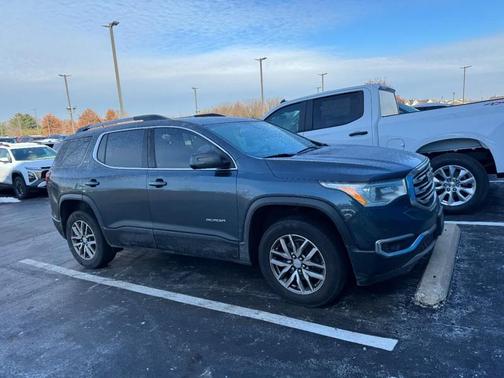 2019 GMC Acadia SLE-2
