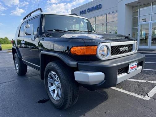 2014 Toyota FJ Cruiser Base