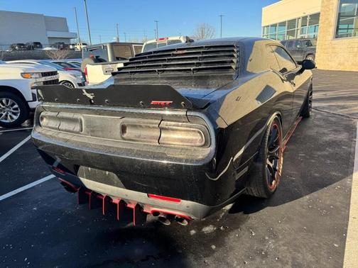 2016 Dodge Challenger SRT 392