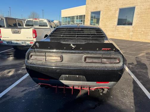 2016 Dodge Challenger SRT 392