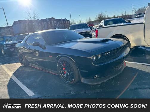 2016 Dodge Challenger SRT 392