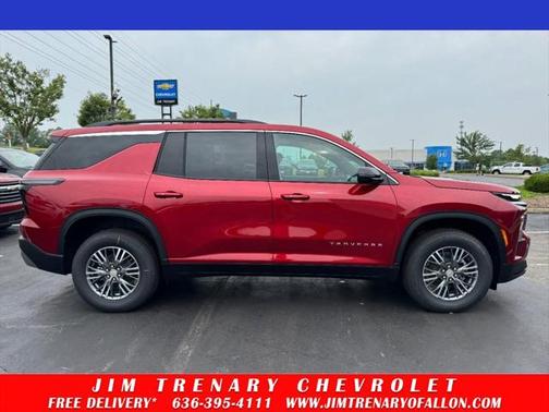 2025 Chevrolet Traverse LT