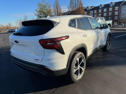 2026 Chevrolet Trax FWD 1RS