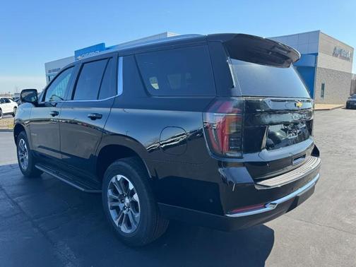 2025 Chevrolet Tahoe LS