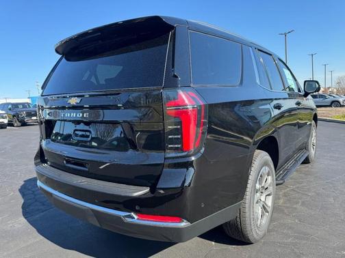 2025 Chevrolet Tahoe LS