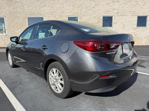 2017 Mazda Mazda3 Sport