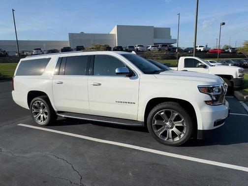 2019 Chevrolet Suburban LT
