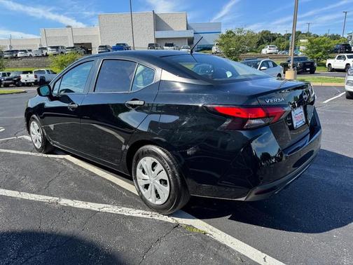 Super Black 2025 Nissan Versa 1.6 S