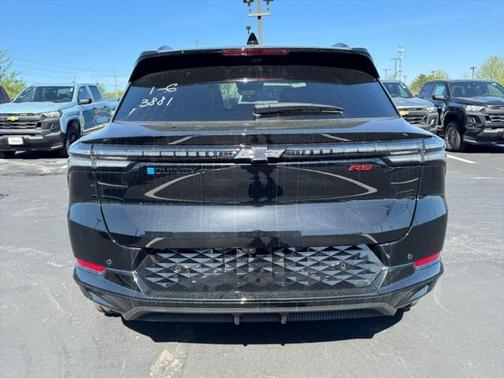 2025 Chevrolet Equinox EV RS