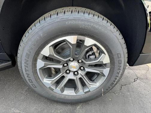 2025 Chevrolet Tahoe LS