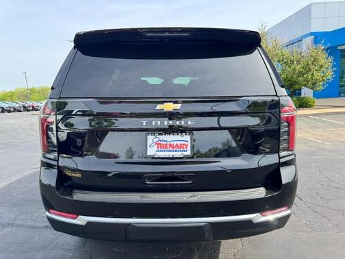 2025 Chevrolet Tahoe LS