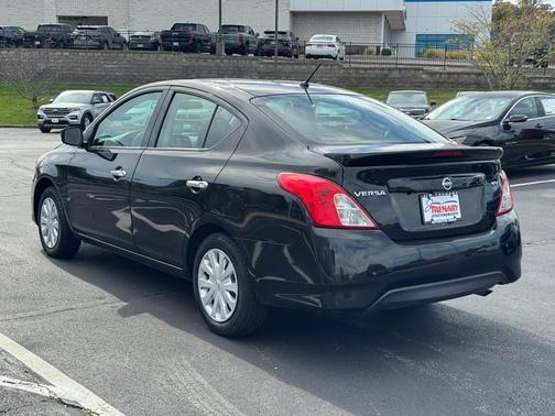 2019 Nissan Versa 1.6 SV