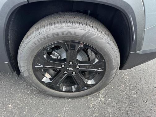 Sterling Gray Metallic 2027 Chevrolet Equinox 1LT