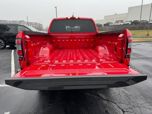 2022 Nissan Frontier S