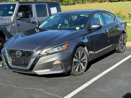 Gun Metallic 2022 Nissan Altima 2.5 SV
