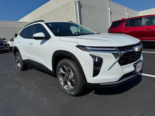 Summit White 2026 Chevrolet Trax LT