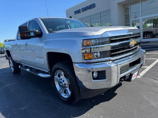 Silver Ice Metallic 2019 Chevrolet Silverado 2500 LT