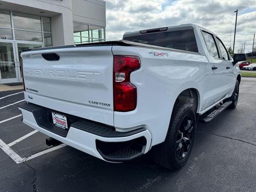 2023 Chevrolet Silverado 1500 Custom