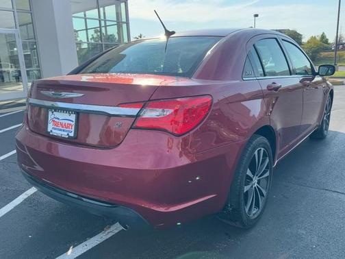 2014 Chrysler 200 Limited
