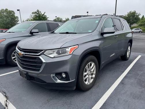 2020 Chevrolet Traverse LT Cloth