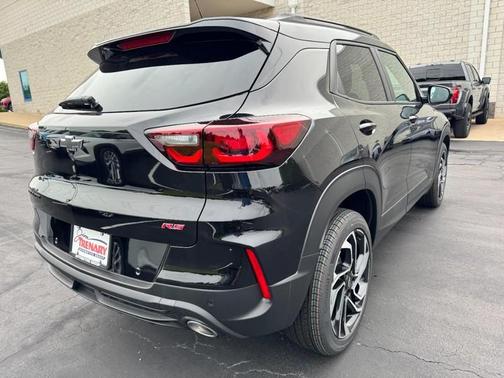 Mosaic Black Metallic 2026 Chevrolet Trailblazer RS