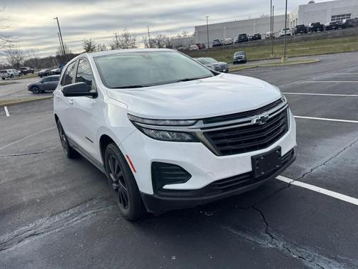2023 Chevrolet Equinox LS