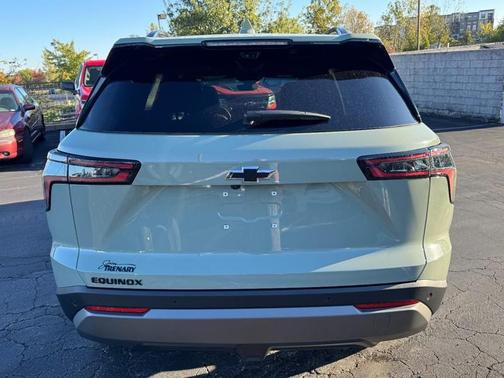 Cacti Green 2026 Chevrolet Equinox 1LT