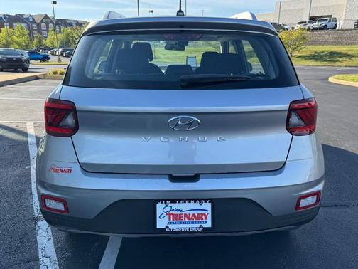 2023 Hyundai VENUE SEL