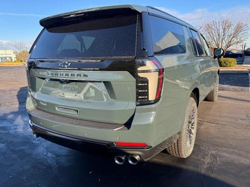 2026 Chevrolet Suburban Z71, 4WD