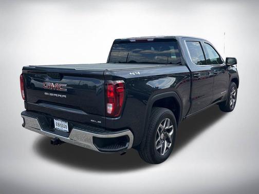 Titanium Rush Metallic 2023 GMC Sierra 1500 SLE