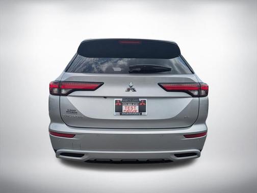 2023 Mitsubishi Outlander SE 2.5 2WD