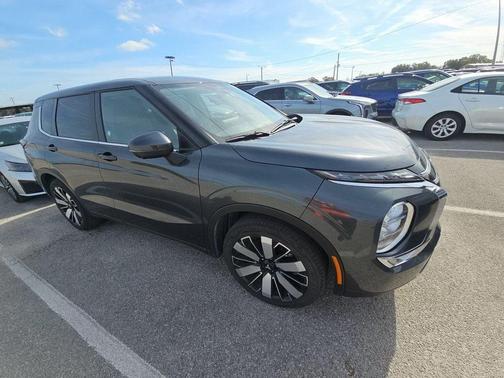 2025 Mitsubishi Outlander SE 2.5 2WD