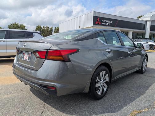 2024 Nissan Altima S FWD