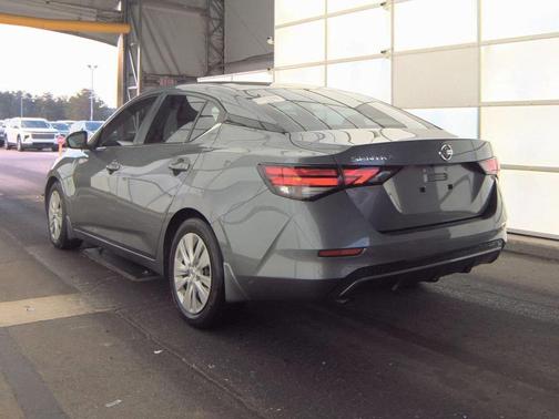 2022 Nissan Sentra S