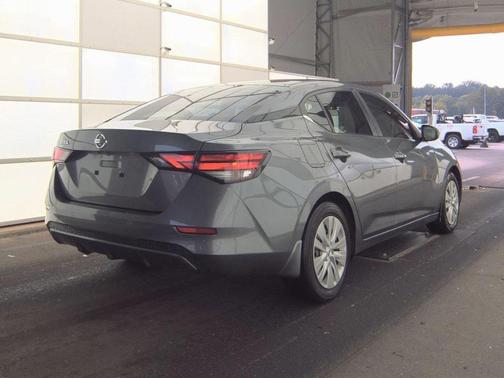 2022 Nissan Sentra S