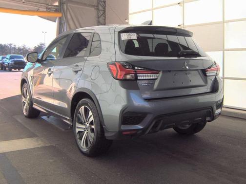 2024 Mitsubishi Outlander Sport SE