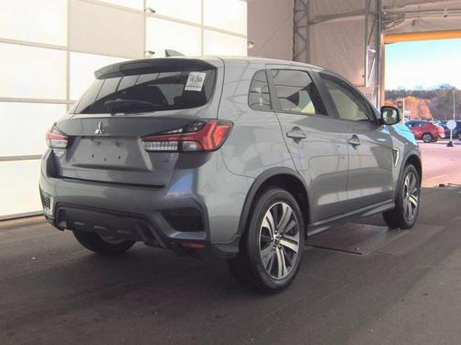 2024 Mitsubishi Outlander Sport SE