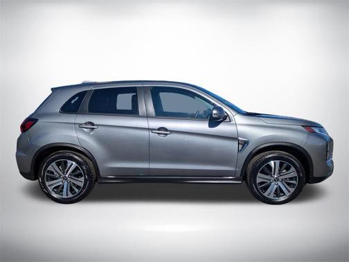 2024 Mitsubishi Outlander Sport SE