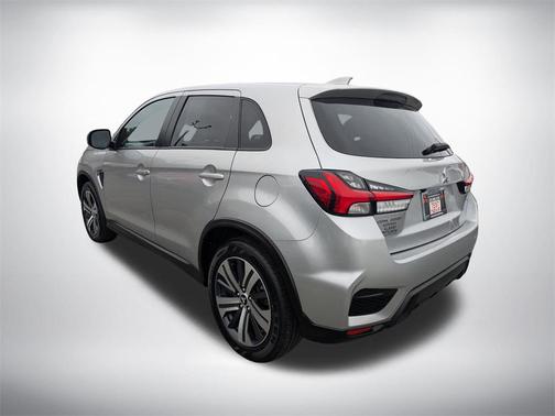2024 Mitsubishi Outlander Sport SE