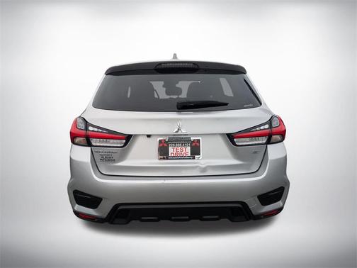 2024 Mitsubishi Outlander Sport SE