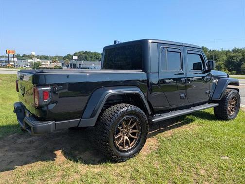 2022 Jeep Gladiator Sport S