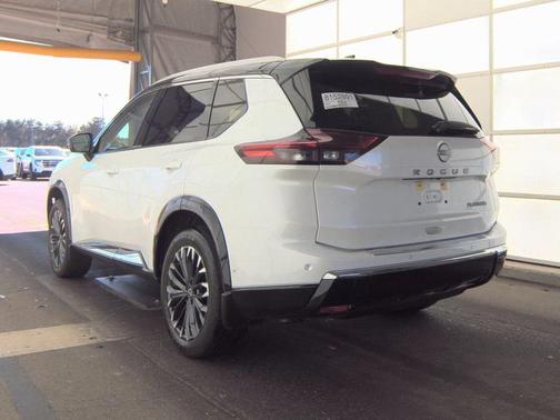 2024 Nissan Rogue Platinum