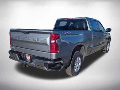 Sterling Gray Metallic 2023 Chevrolet Silverado 1500 LT