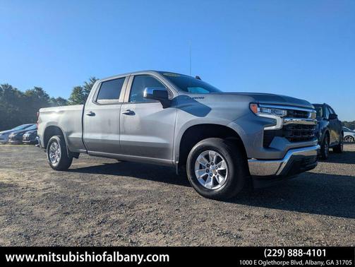 Sterling Gray Metallic 2023 Chevrolet Silverado 1500 LT