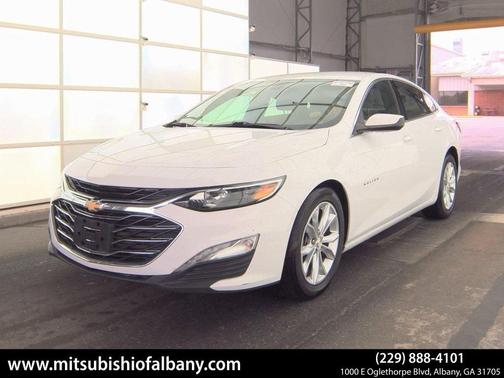 2022 Chevrolet Malibu FWD LT