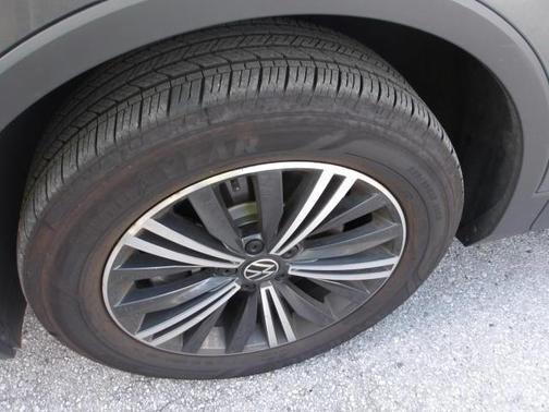 2024 Volkswagen Tiguan 2.0T Wolfsburg Edition