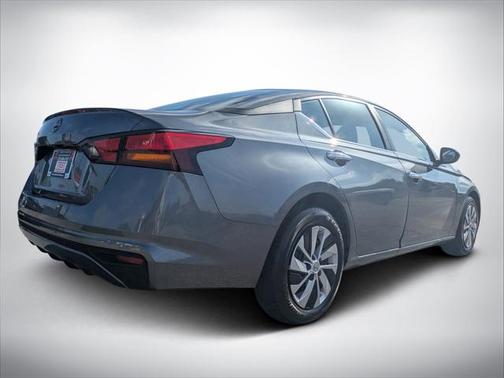 2023 Nissan Altima S FWD