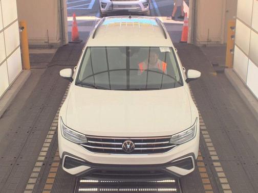 2024 Volkswagen Tiguan 2.0T S