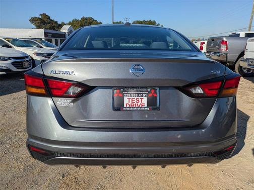 2021 Nissan Altima 2.5 SV