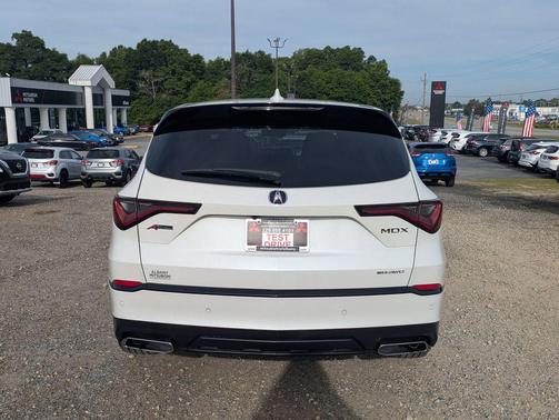 Platinum White Pearl 2022 Acura MDX A-Spec Package